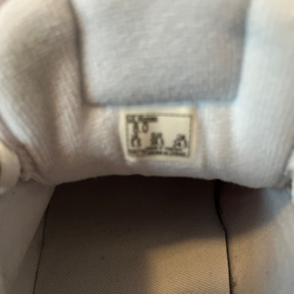 Women’s White Leather Vans - Picture 3 of 4